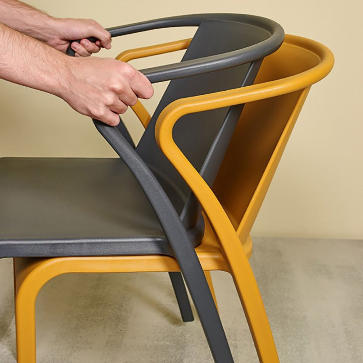 Chaise empilable - FADO - EZPELETA