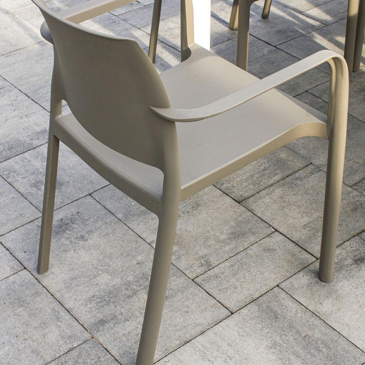 Ensemble table et chaise de jardin 8 personnes - MEET + DOCK - EZPELETA