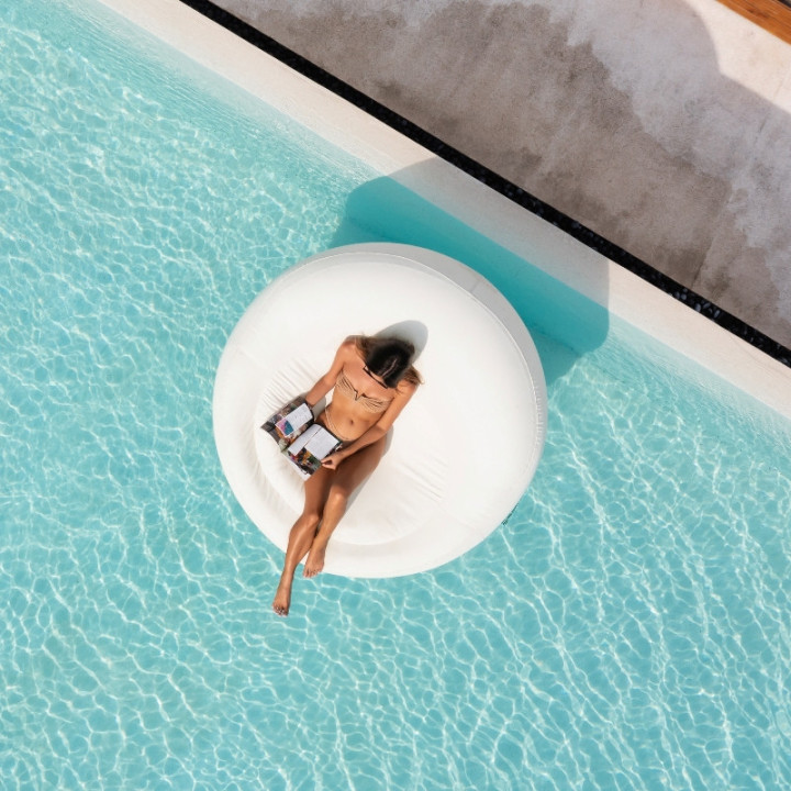 Lit balinais rond flottant piscine - DAYBED - fillup