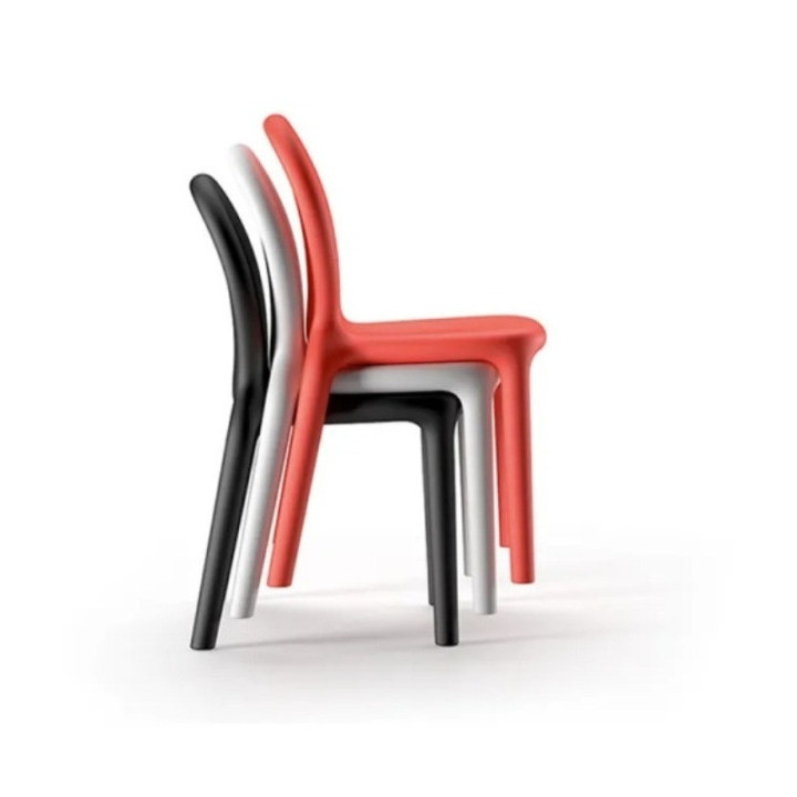 chaise-chloe-plust empilable