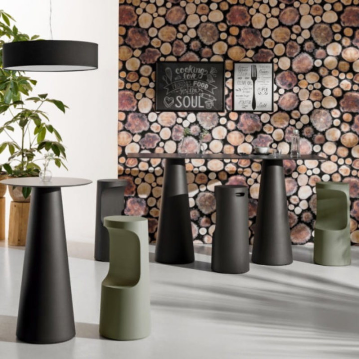 tabouret-fura-plust bar restaurant