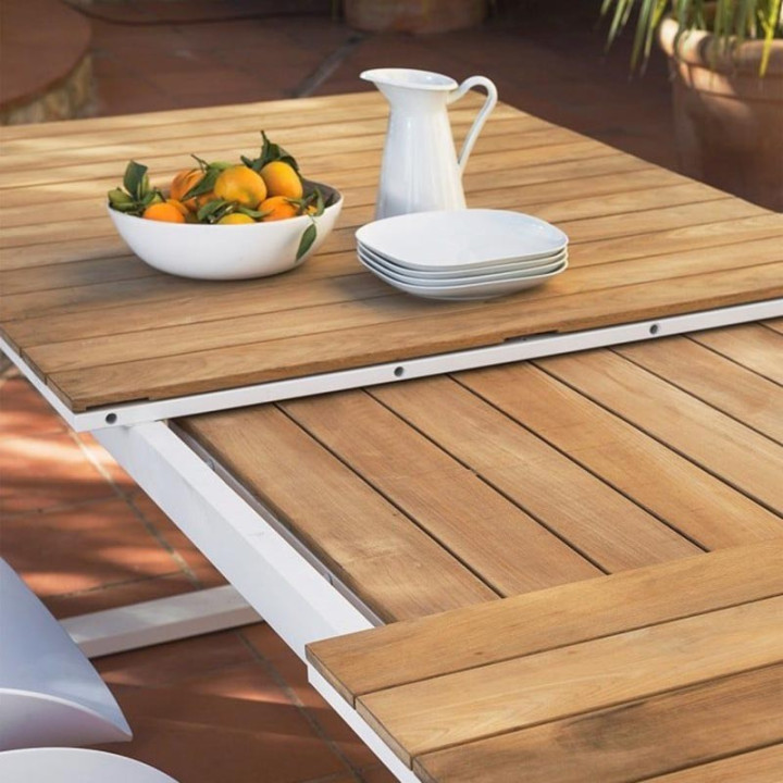 Table de jardin - FERMO Teck - lemobilierdejardin.fr